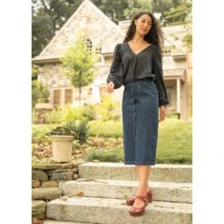 Dansko Beatrice Red Waxy Burnished 12 Dansko Beatrice Red Waxy Burnished -Dansko Barnes PDP Beatrice Red