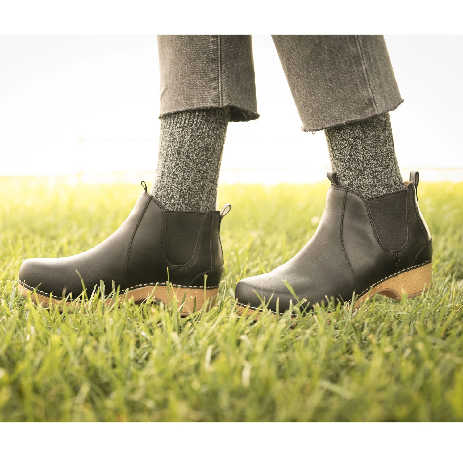 Dansko Becka Black Oiled Pull Up 2 Dansko Becka Black Oiled Pull Up - Image 2