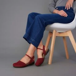 Dansko Rowan Cinnabar Milled Nubuck 13 Dansko Rowan Cinnabar Milled Nubuck -Dansko F23 Rowan Cinnabar 2 2400x2400 331e3049 35b5 473f b60c 8e4a9fab8672